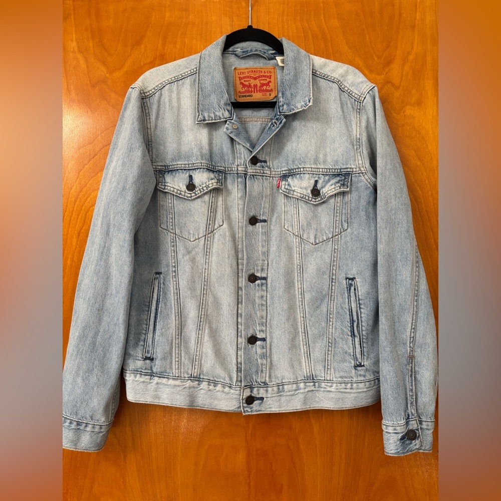 Levis Trucker Jacket Mens Small Light Wash Blue Denim Button Front